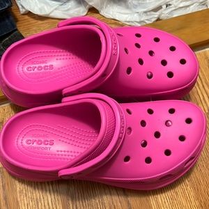 Platform crocs